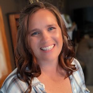 Meet your Posher, Kasie